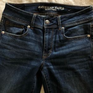 American Eagle Super Stretch Kick Bootcut Jeans - 6 Long